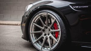 How Do Forged Beadlock Wheels Enhance Vehicle Performance?